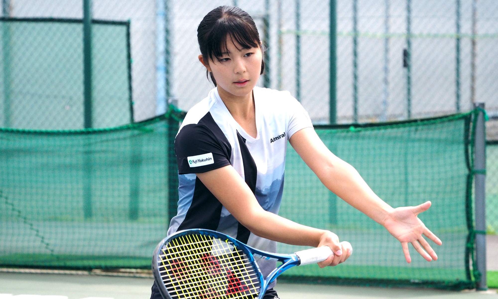 プロテニスプレーヤー 佐藤久真莉